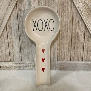 Rae Dunn XOXO Spoon Rest